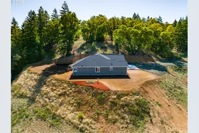 367 Karenza Ln, Roseburg, OR 97471 - Photo 40