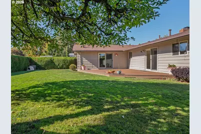 1260 NE Oleander Ln, Hillsboro, OR 97124 - Photo 36