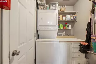 1321 SW Napoleon Pl, Troutdale, OR 97060 - Photo 30