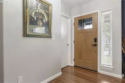 1321 SW Napoleon Pl, Troutdale, OR 97060 - Photo 6