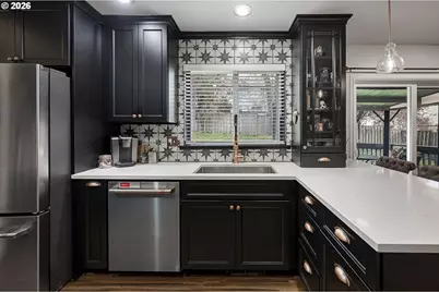 1321 SW Napoleon Pl, Troutdale, OR 97060 - Photo 14