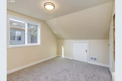 3033 SE 85th Ave, Portland, OR 97266 - Photo 18