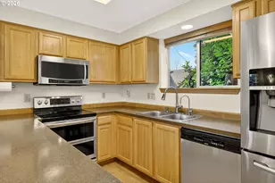 12132 SE Pardee St, Portland, OR 97266 - Photo 16