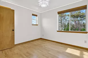 12132 SE Pardee St, Portland, OR 97266 - Photo 24