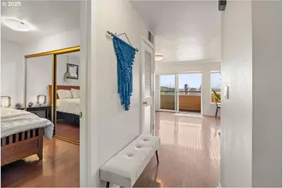 3515 SW Barbur Blvd #P1, Portland, OR 97239 - Photo 4