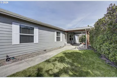 1408 Clark St, Wasco, OR 97065 - Photo 2