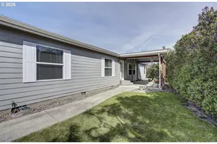 1408 Clark St, Wasco, OR 97065 - Photo 2
