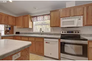 1408 Clark St, Wasco, OR 97065 - Photo 12