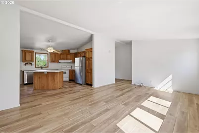 82992 Scott Ln, Creswell, OR 97426 - Photo 16