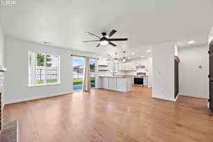 637 E Oregon Ave, Hermiston, OR 97838 - Photo 10