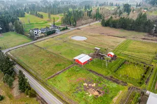 1483 SW Hoffman Rd, West Linn, OR 97068 - Photo 8