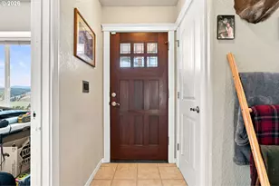 9700 Roberts Creek Rd, Roseburg, OR 97470 - Photo 10
