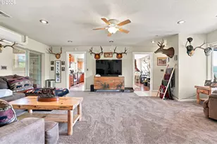 9700 Roberts Creek Rd, Roseburg, OR 97470 - Photo 14
