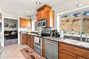 9700 Roberts Creek Rd, Roseburg, OR 97470 - Photo 16