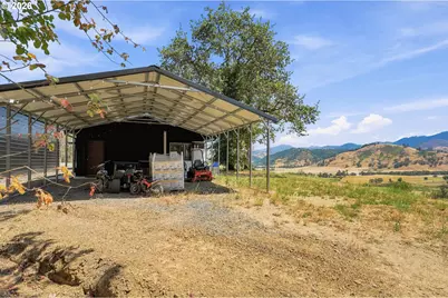 9700 Roberts Creek Rd, Roseburg, OR 97470 - Photo 34