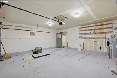 7438 A St, Springfield, OR 97478 - Photo 28