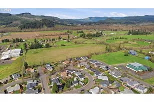 7438 A St, Springfield, OR 97478 - Photo 42