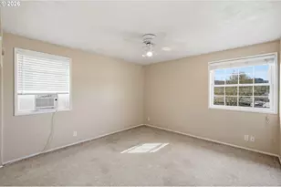 7438 A St, Springfield, OR 97478 - Photo 24