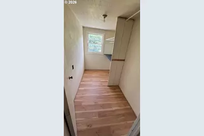 9060 Azalea Glen Rd, Glendale, OR 97442 - Photo 12