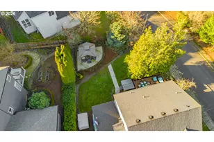 7531 SW Crisp Dr, Beaverton, OR 97007 - Photo 34