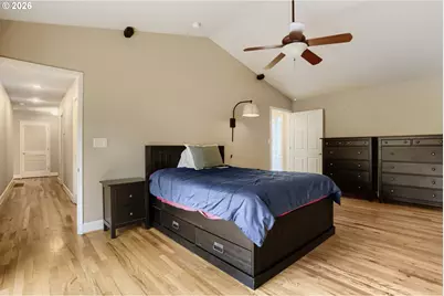 3720 E Mill Plain Blvd #2, Vancouver, WA 98661 - Photo 16