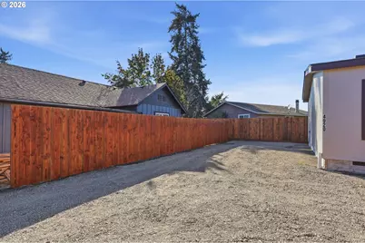 4920 E St, Springfield, OR 97478 - Photo 30