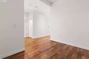 922 NW 11th Ave, Portland, OR 97209 - Photo 10
