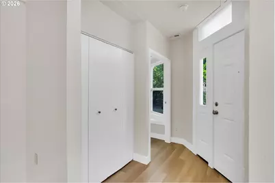 2037 SE 41st Ave, Portland, OR 97214 - Photo 6