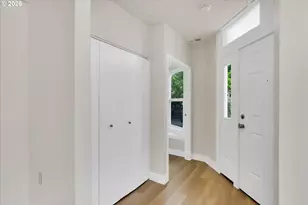 2037 SE 41st Ave, Portland, OR 97214 - Photo 6