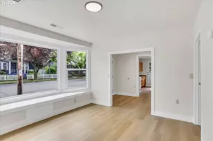 2037 SE 41st Ave, Portland, OR 97214 - Photo 16