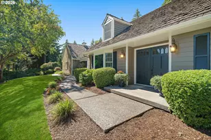 14555 SW Hawk Ridge Rd, Portland, OR 97224 - Photo 2
