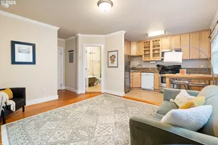 1104 SW Columbia St, Portland, OR 97201 - Photo 16