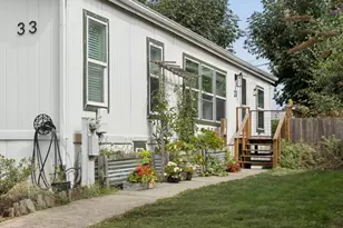 3201 NE 223rd Ave, Fairview, OR 97024 - Photo 2