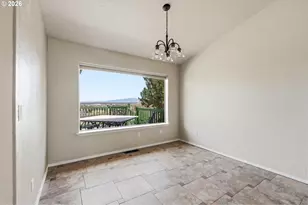 3244 SW 34th St, Redmond, OR 97756 - Photo 8