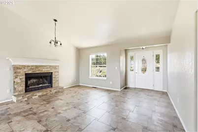 3244 SW 34th St, Redmond, OR 97756 - Photo 4