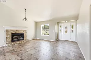 3244 SW 34th St, Redmond, OR 97756 - Photo 4