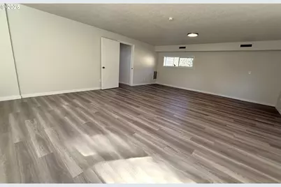 7978 N Bank Rd, Roseburg, OR 97470 - Photo 38