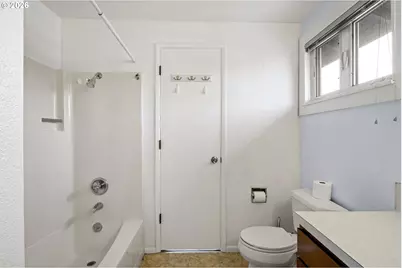 186 NE Sandy Ter, Myrtle Creek, OR 97457 - Photo 30