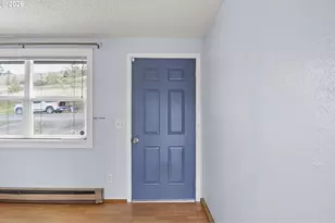 186 NE Sandy Terrace, Myrtle Creek, OR 97457 - Photo 2