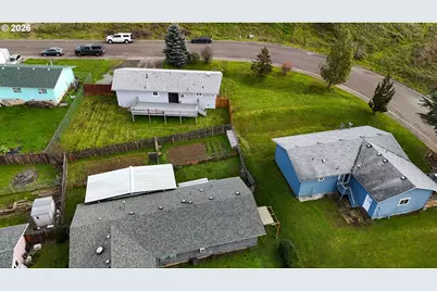 186 NE Sandy Ter, Myrtle Creek, OR 97457 - Photo 40