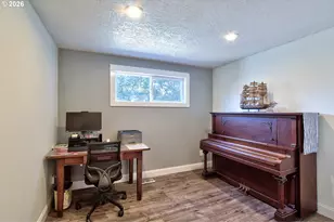 1005 NW 6th Ave, Canby, OR 97013 - Photo 14