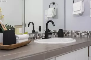 4911 Parkhill St, Lake Oswego, OR 97035 - Photo 24