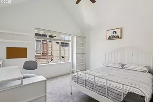 881 NE Wheelock Pl, Beaverton, OR 97006 - Photo 20