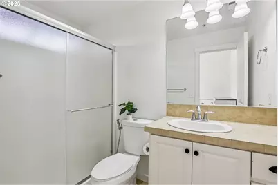 881 NE Wheelock Pl, Beaverton, OR 97006 - Photo 18