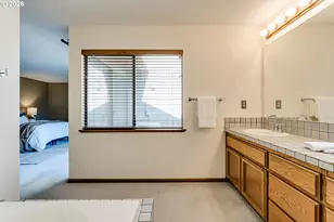 2185 Lake Isle Ct, Eugene, OR 97401 - Photo 26