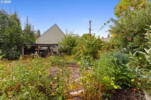 8227 N Woolsey Ave, Portland, OR 97203 - Photo 42