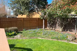 20143 NE San Rafael St, Fairview, OR 97024 - Photo 18