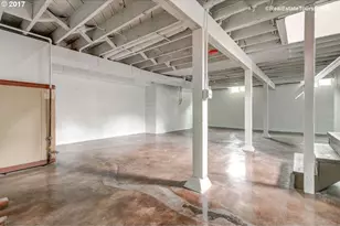 1235 SW Carson St, Portland, OR 97219 - Photo 26