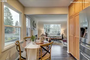 1235 SW Carson St, Portland, OR 97219 - Photo 12