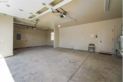 586 NW Cascade Mountain Dr, Dallas, OR 97338 - Photo 44